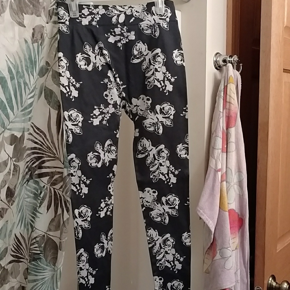 Rose Print Leggings